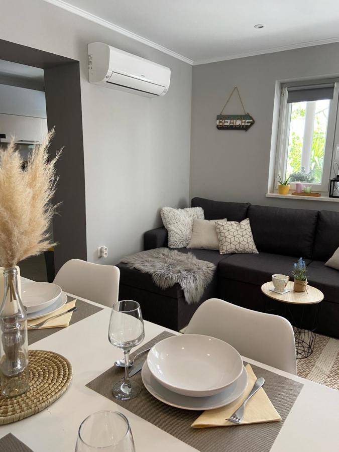 Apartman Petra Gustirna Екстериор снимка